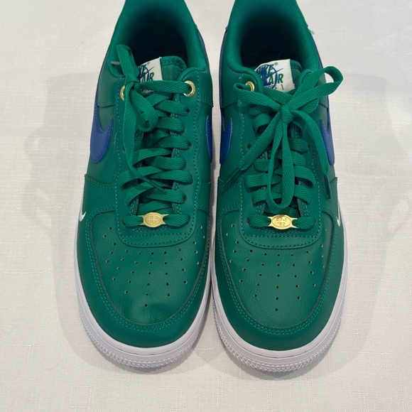 Men’s Nike Air Force 1 ‘07 Size 8 New - Picture 2 of 7